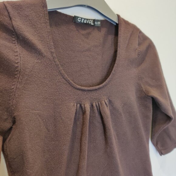 Chocolate Brown 3/4 Sleeve Scoop Neck Stretch Top | Brown | XS - Picture 3 of 5